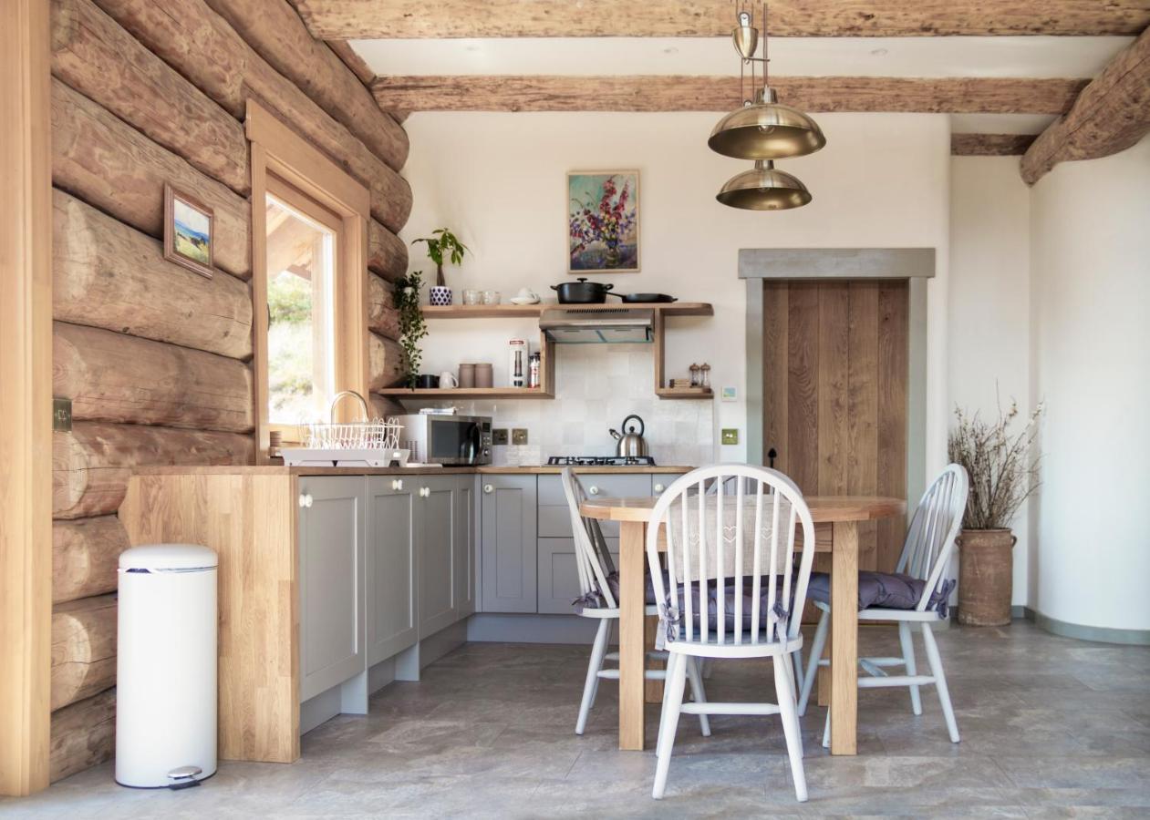 Wild Nurture Eco Luxury Offgrid Log Cabin Fort William Ngoại thất bức ảnh